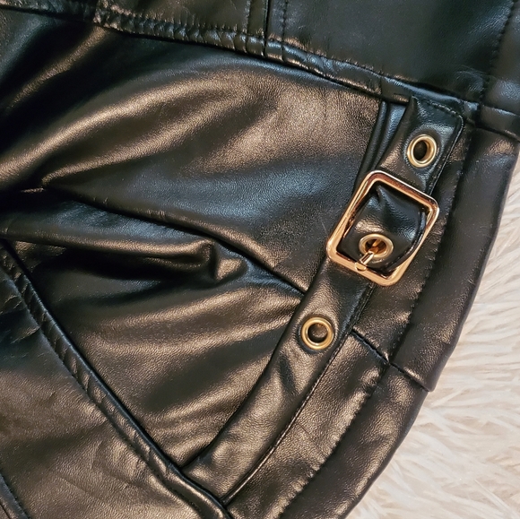 Black Vegan Leather Coat with Faux Fur Sleeves (Size M) - Picture 8 of 14